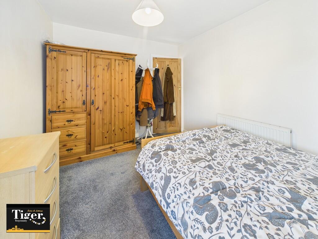 CAM02176G0-PR0772...