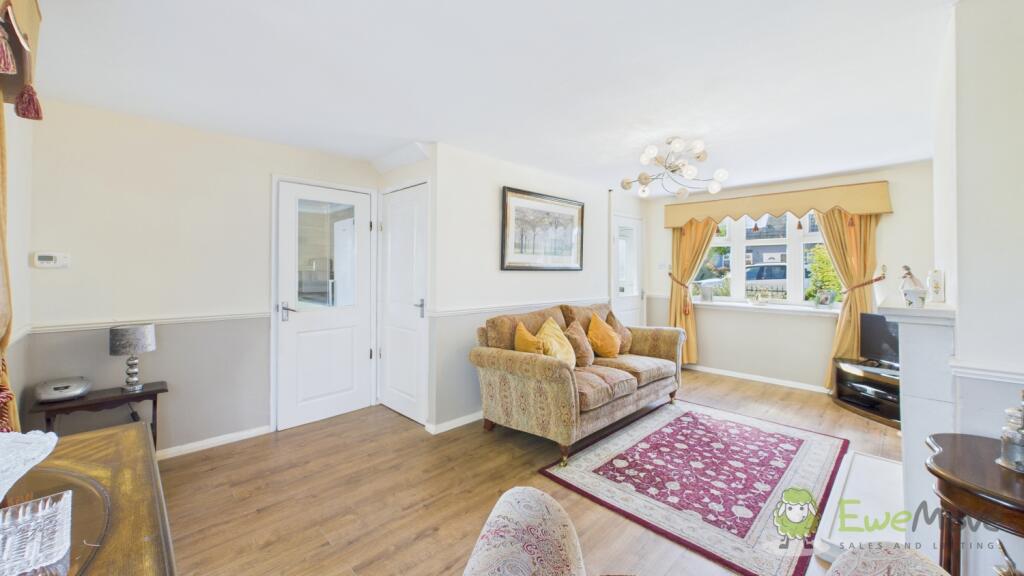 CAM02351G0-PR0081-STILL020