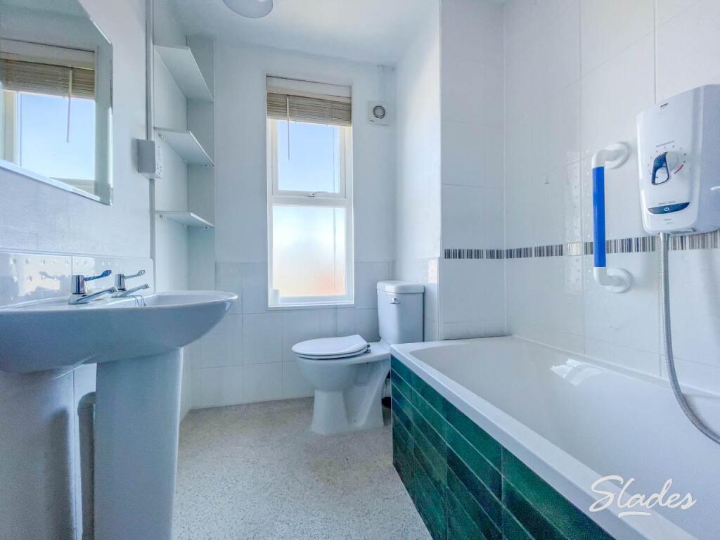 168 stanpit bathroom