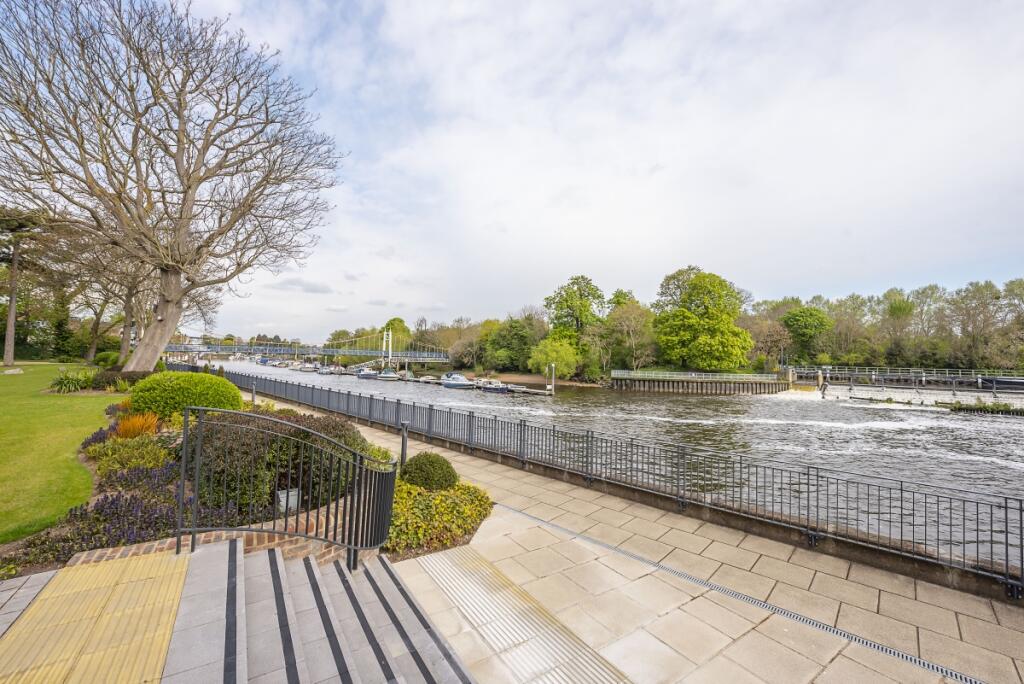 32-camera-house-t...