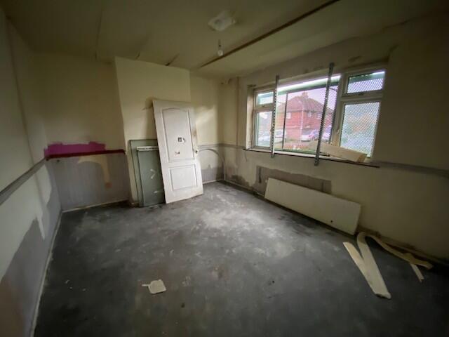 Lounge T202508221232.jpg