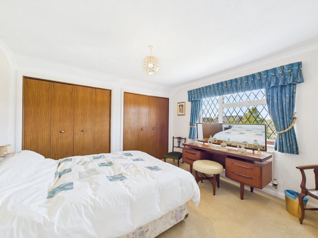 Bedroom FF
