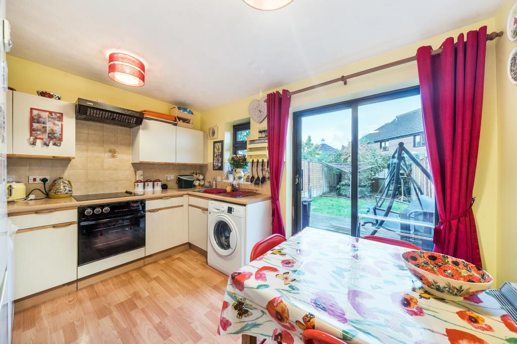 Kitchen/Dining Area