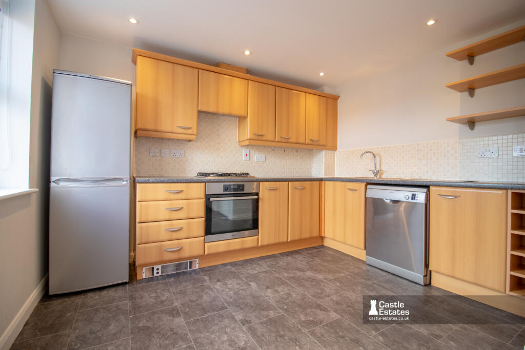 Kitchen &amp; Dinning
