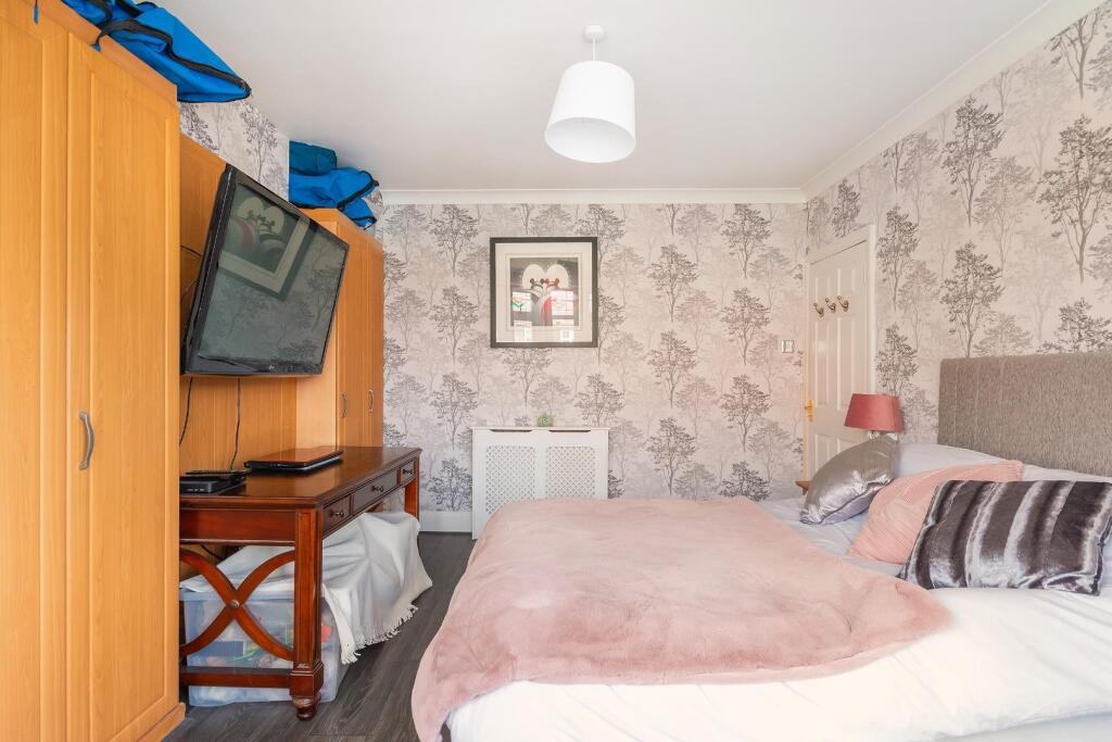 2S5RKE - Bedroom D.jpg