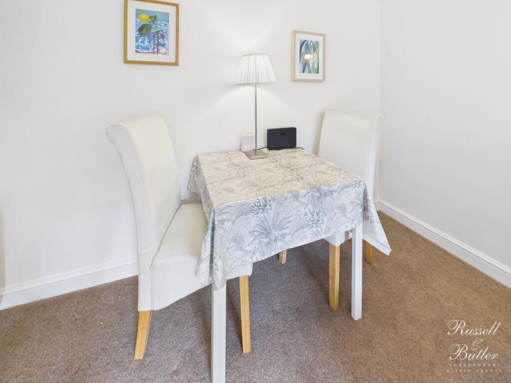 CAM01995G0-PR0385-STILL002