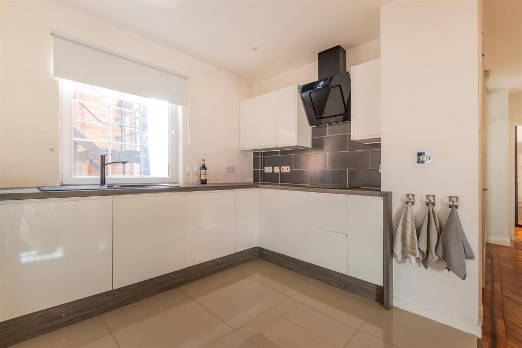 11 Marlborough House-15.jpg