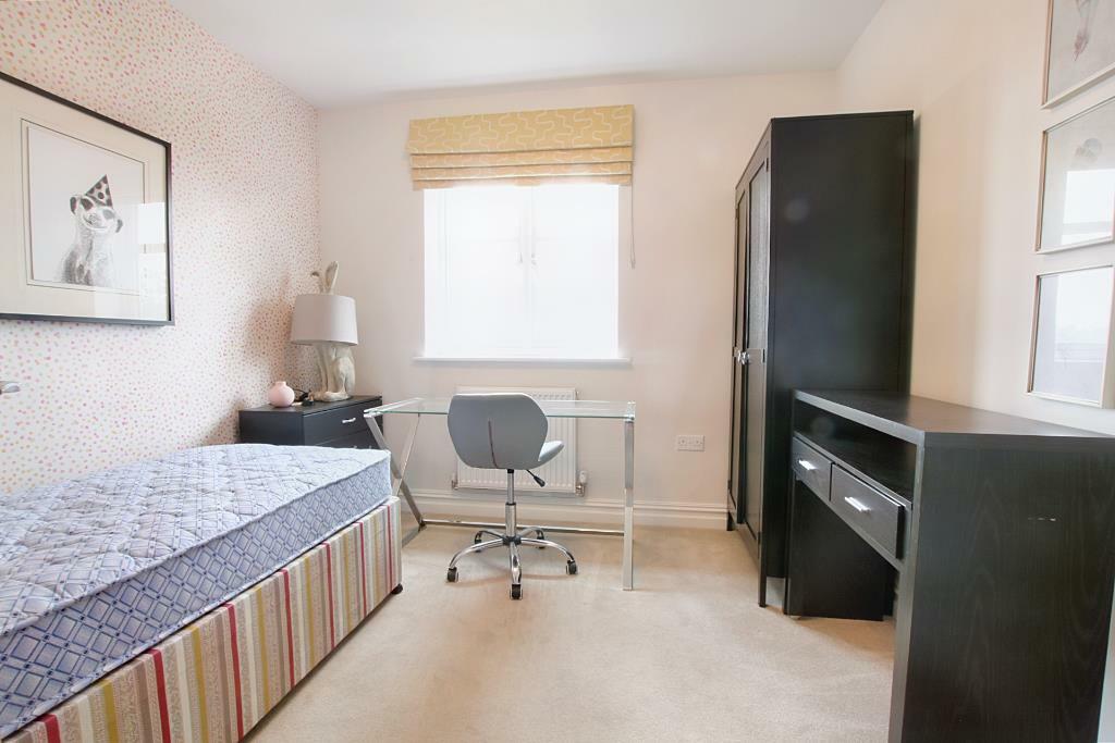 bed5 (Portal Size).JPG