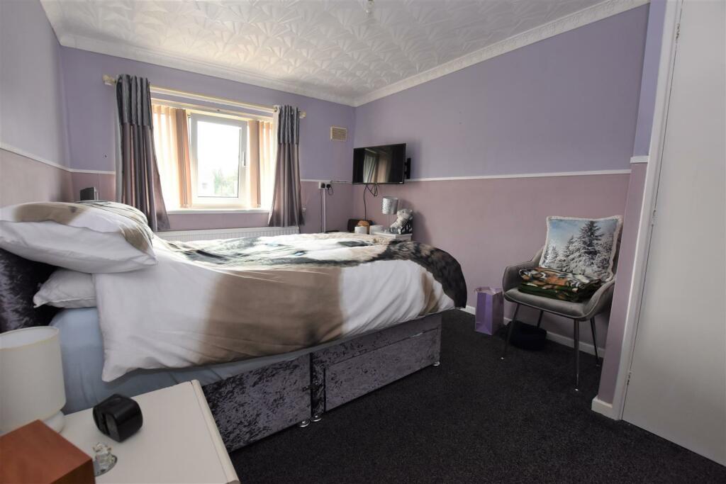 Bedroom One.jpg