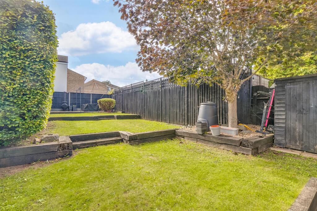 Halsey Drive 120-1.jpg