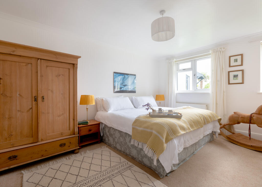 6724c4fb87233_Trelawney Court 1-6