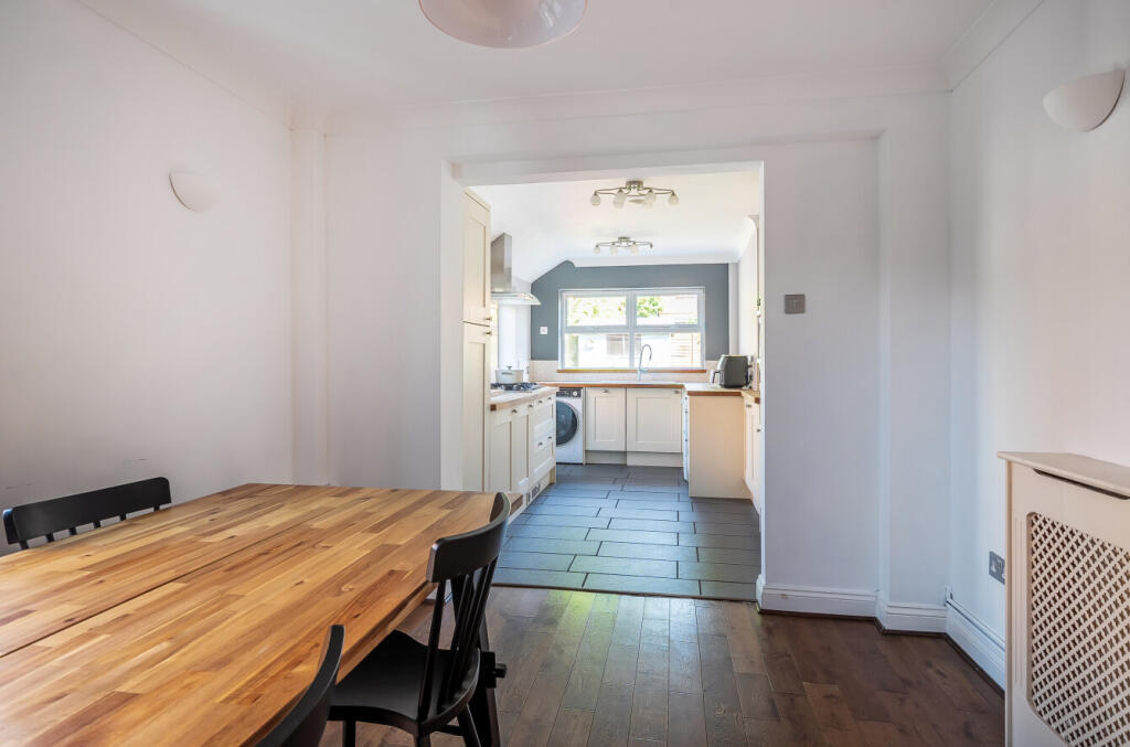 15-68221a51cb1c7-...