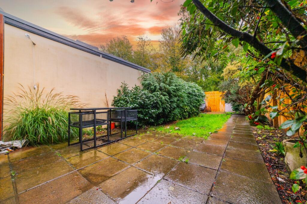 Call 02920 454555 to secure your viewing_19