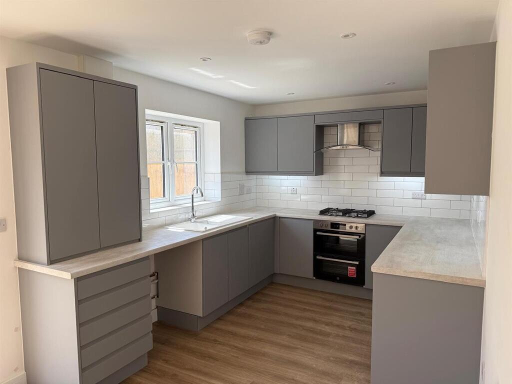 Plot 379 kitchen 1.jpeg