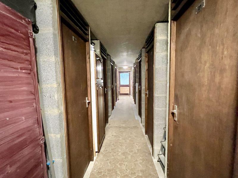 UNDERGROUND STORE ROOM