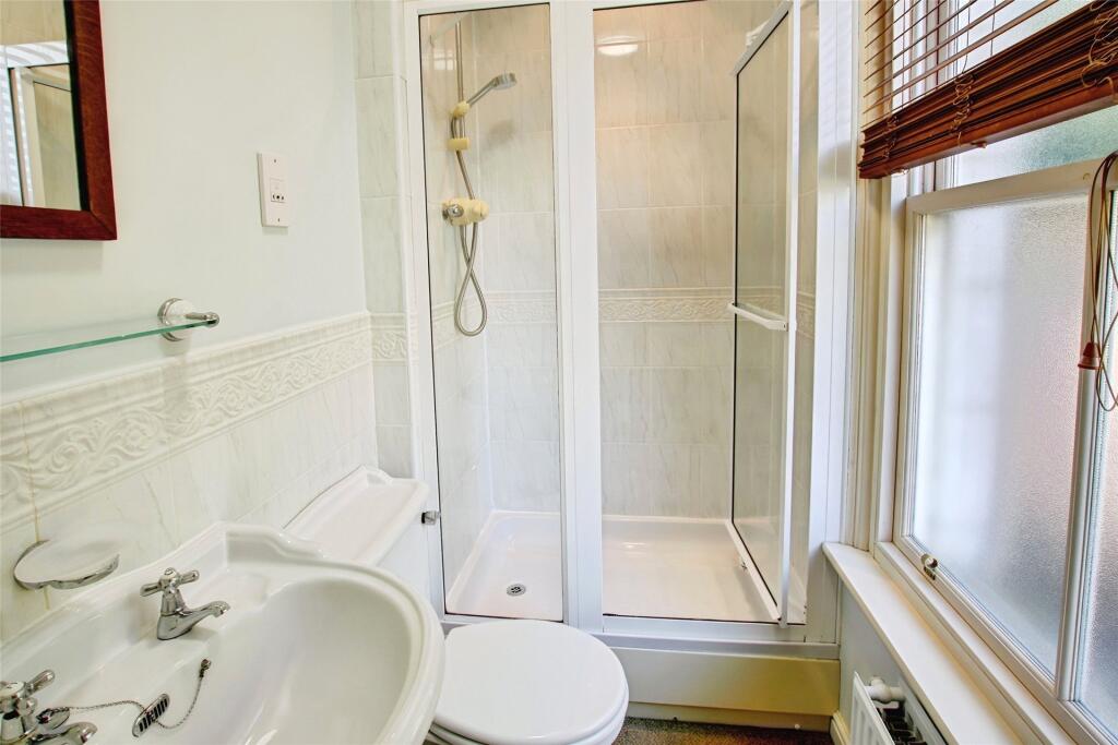 Ensuite