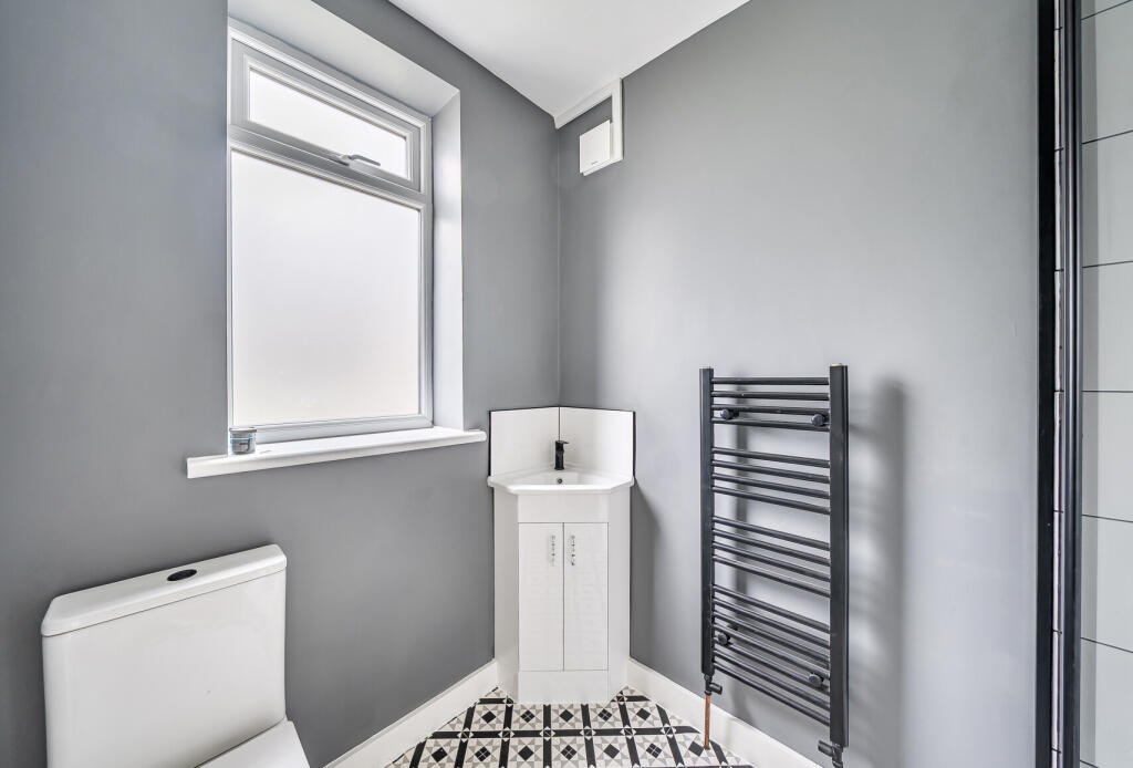 1357660-8-68cadd0...