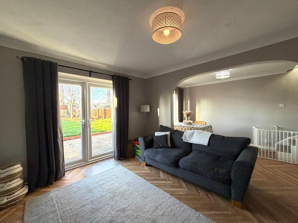 processed-5E5C0CD...