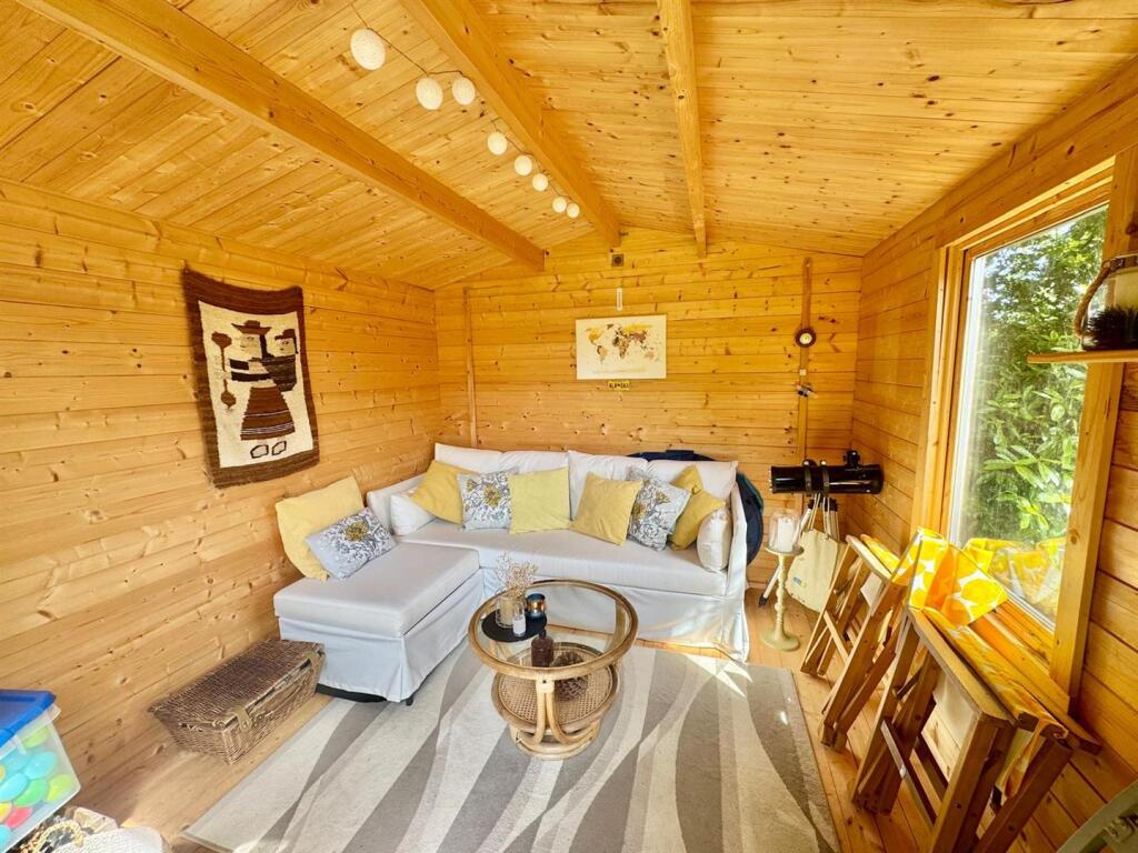 PHOTO-2025-05-11-19-47-19 (4).jpg