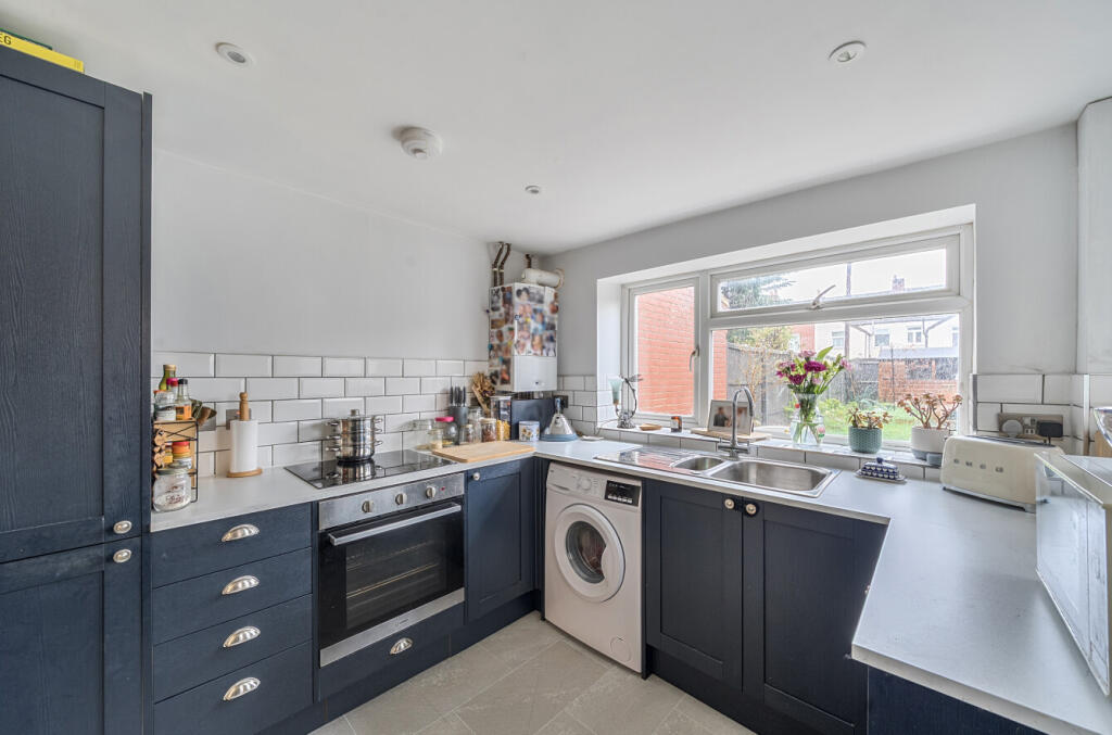 1363189-24-68dfdc...