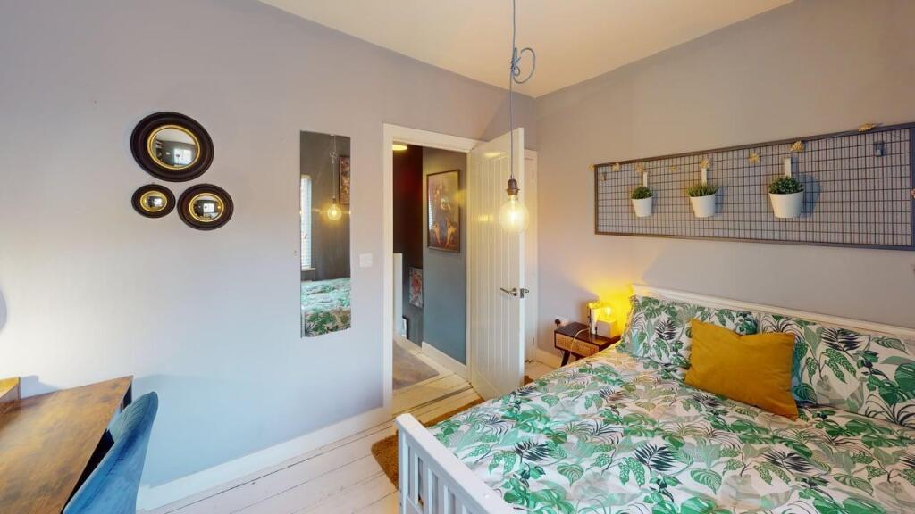 6-Earl-Street-Bedroom 2.jpg