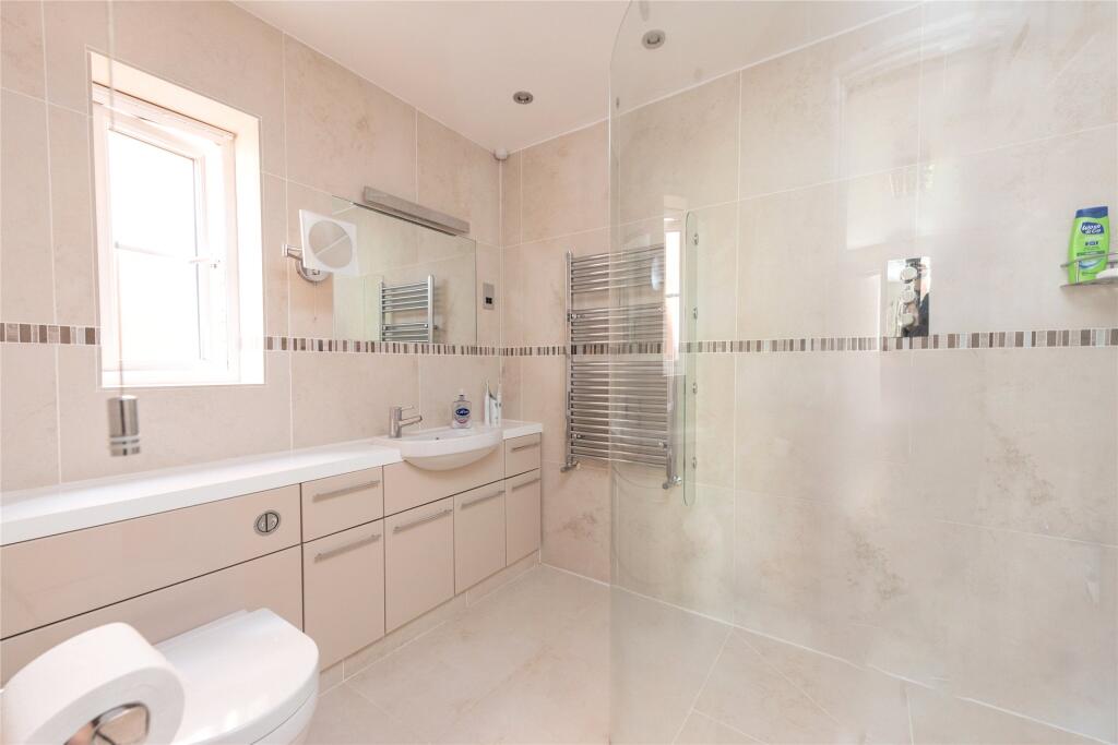 En Suite Bed 2