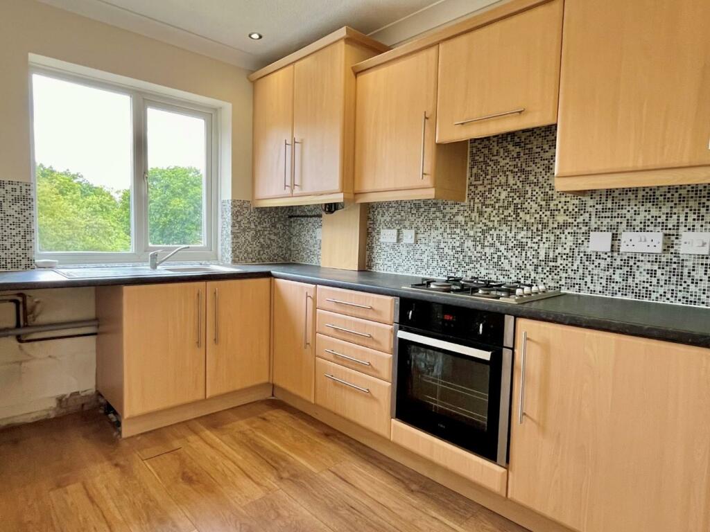 Kitchen 1.jpg