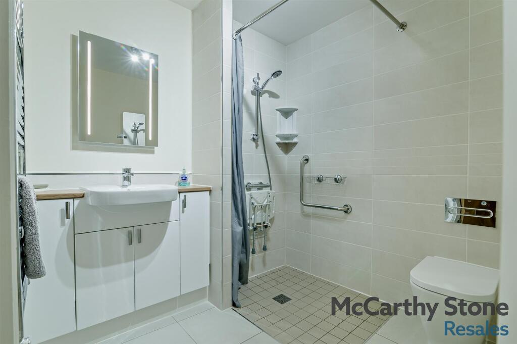 8671157-interior04-800.jpg