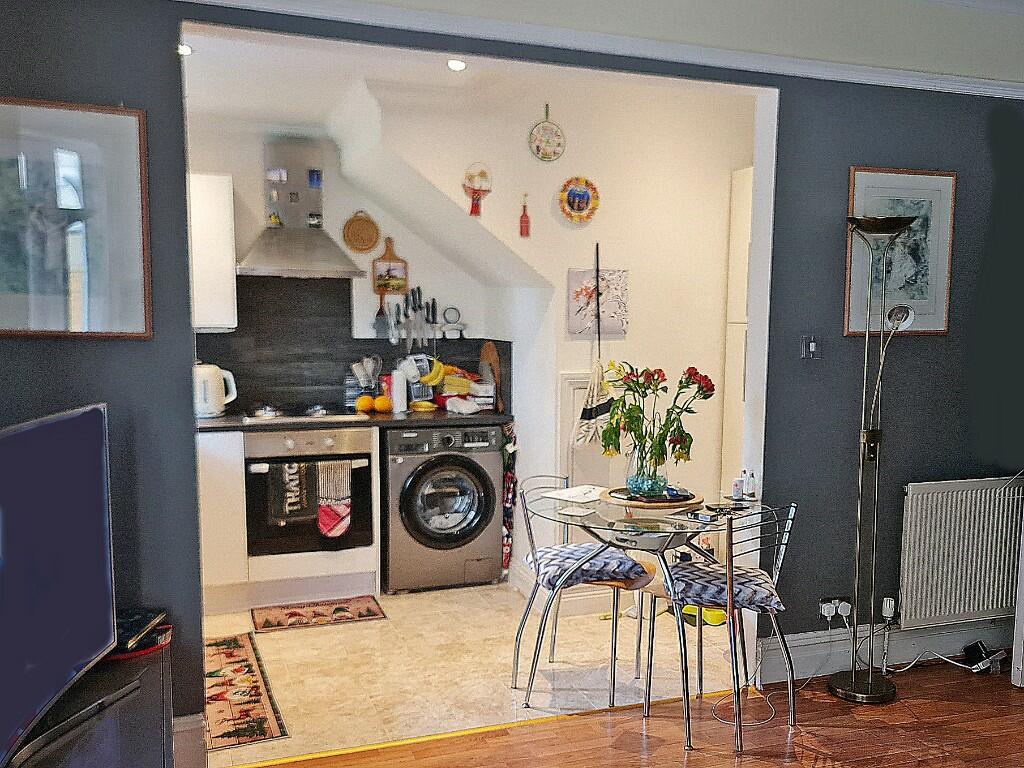 Arch to Kitchen