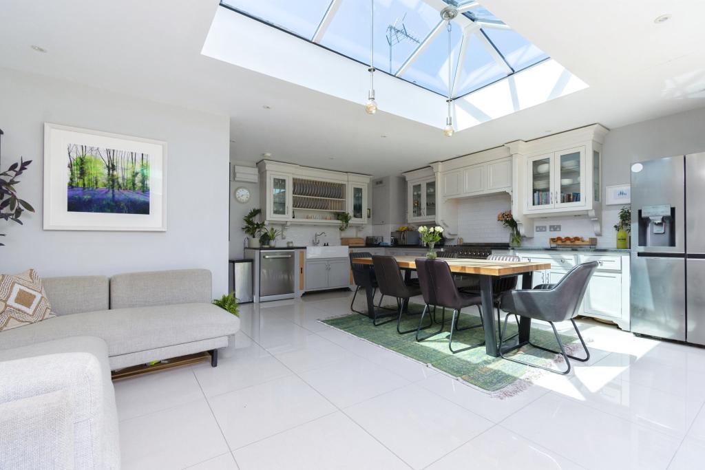 Kitchen/Family Room