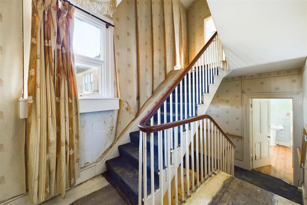 9 St. Matthews Place, Widcombe, Bath BA2 4JJ | Fre