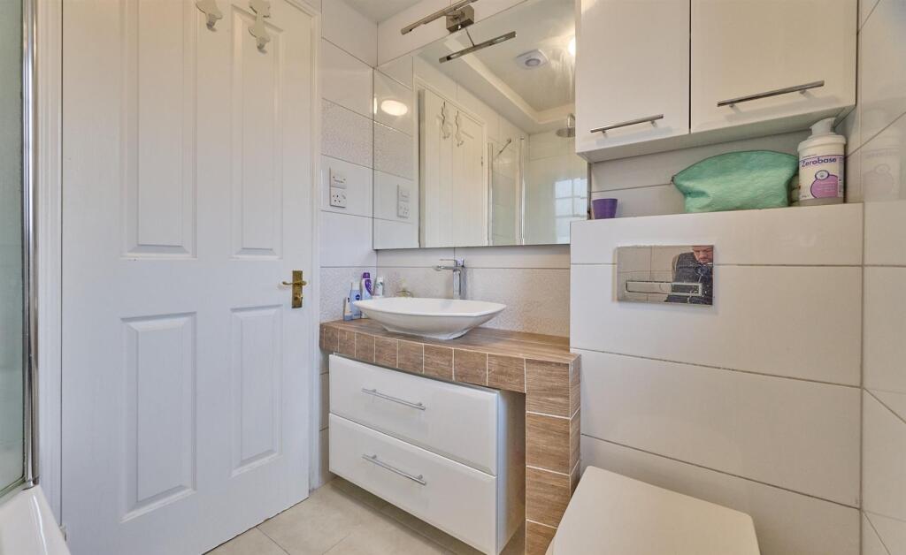 Whitworth Avenue  9.jpg