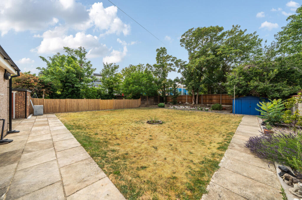 1318985-6-687663a...