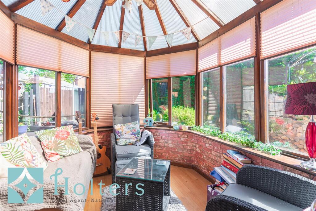 52 Pavilion Court, Newtown-15.jpg