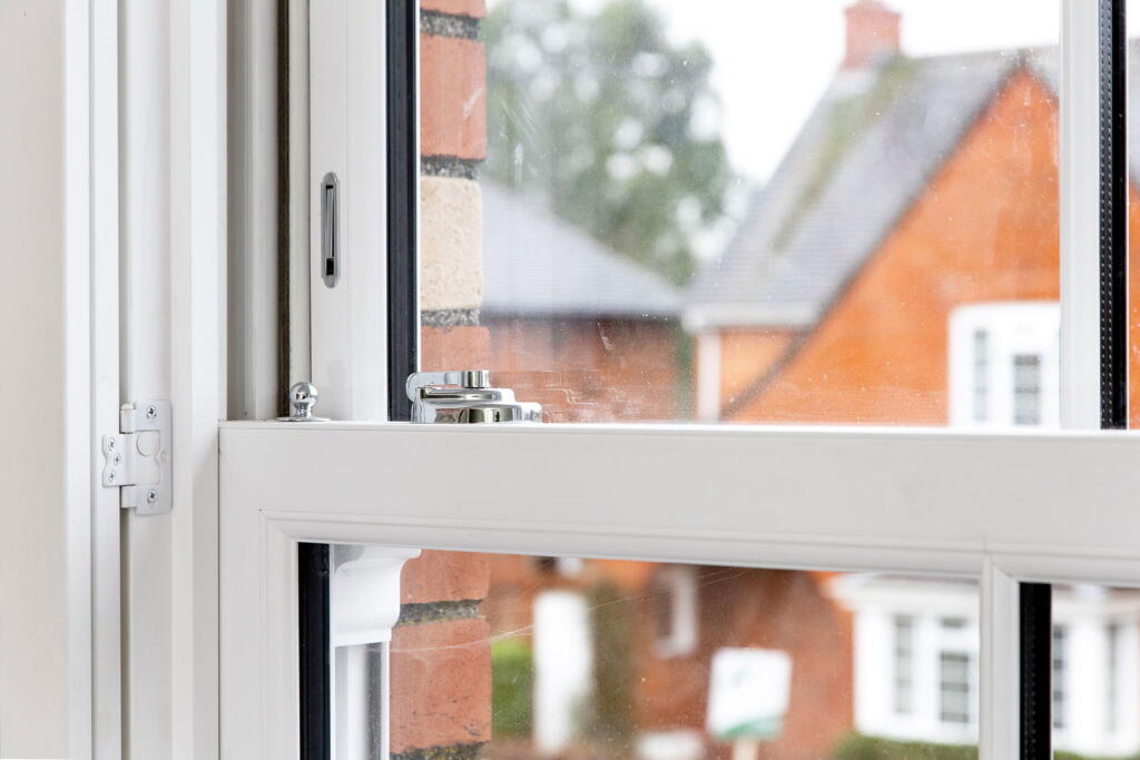 Longcroft Road, Devizes, Wiltshire, SN10 3AU