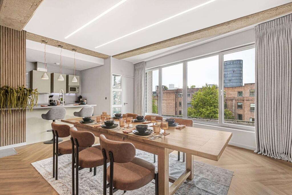 Reception/Kitchen