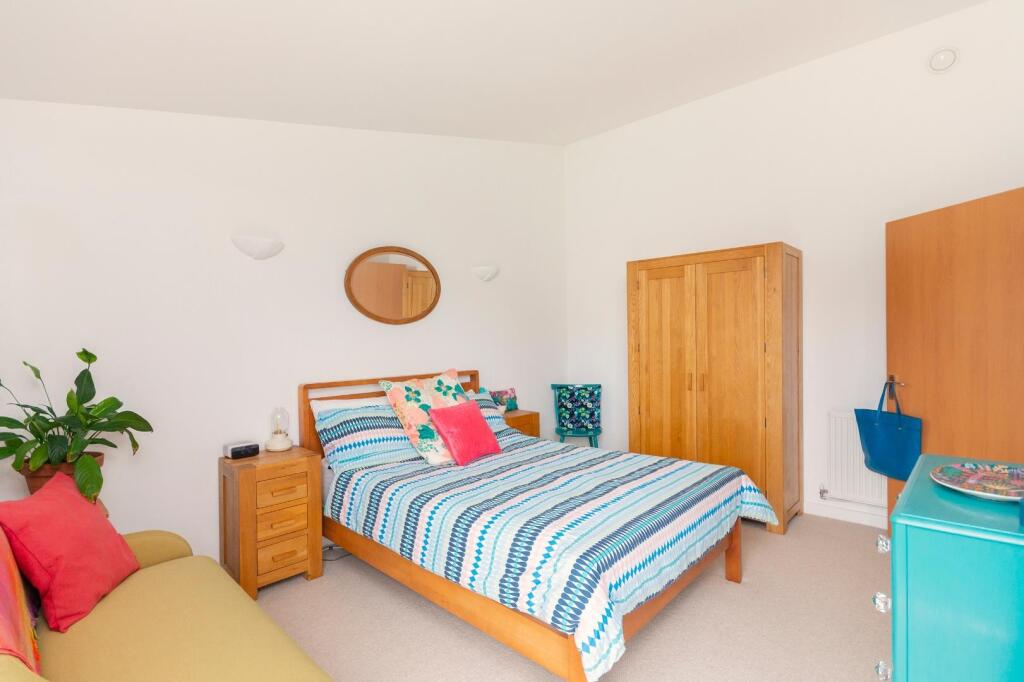 YAWNAMOR41 - Bedroom F.jpg