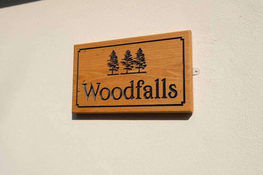 HOUSE NAME 