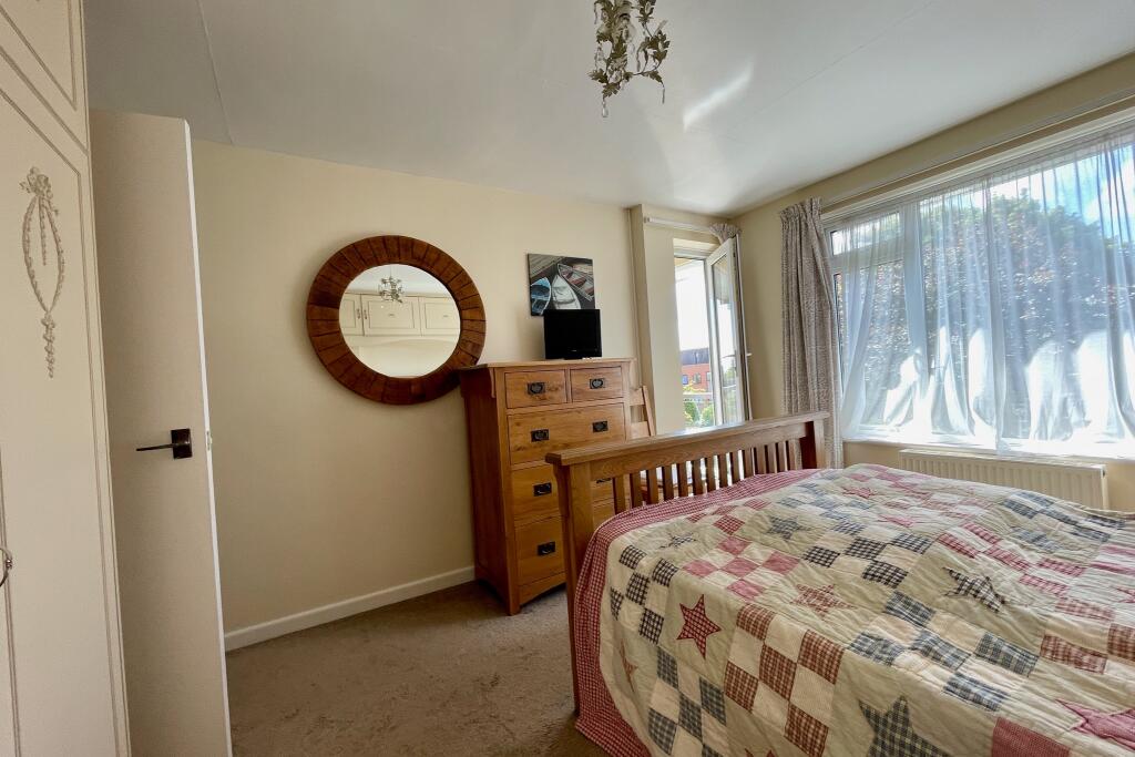 Bedroom 1 - access to balcony