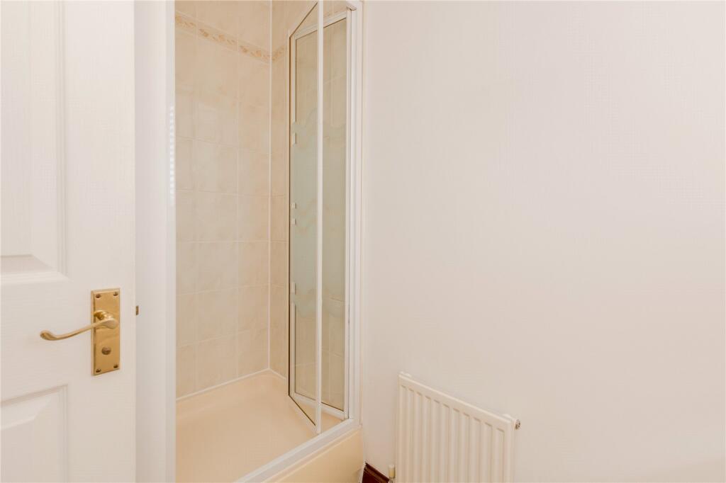 Waverley Crescent 18