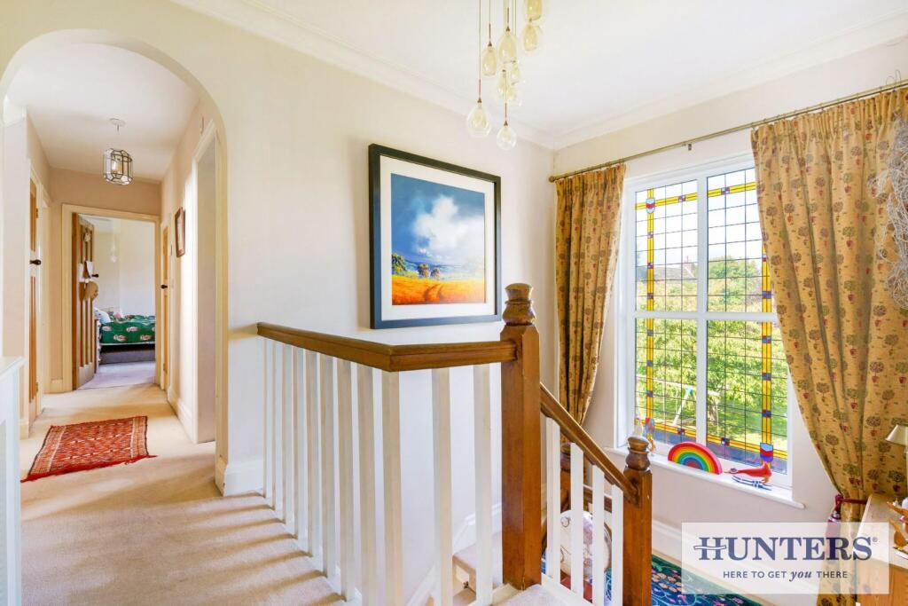 98313_12 Hawksworth Lane Guiseley  (12) - Copy_low