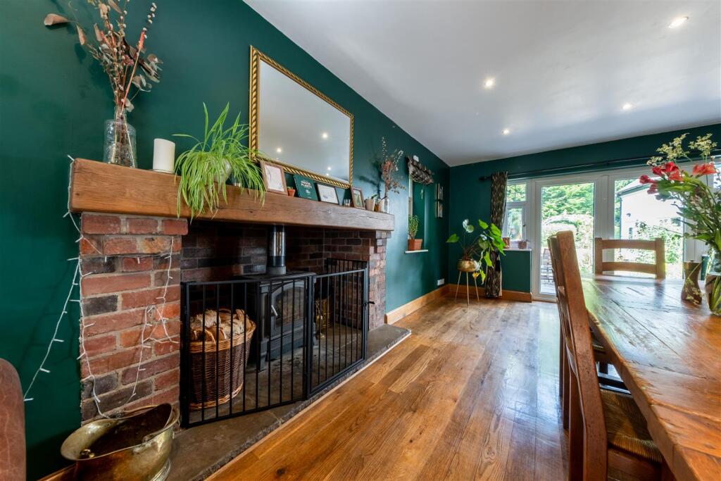 172 Swanlow Lane-017.jpg