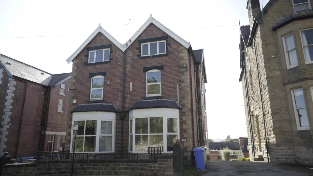 455crookemoor road exterior (2).png