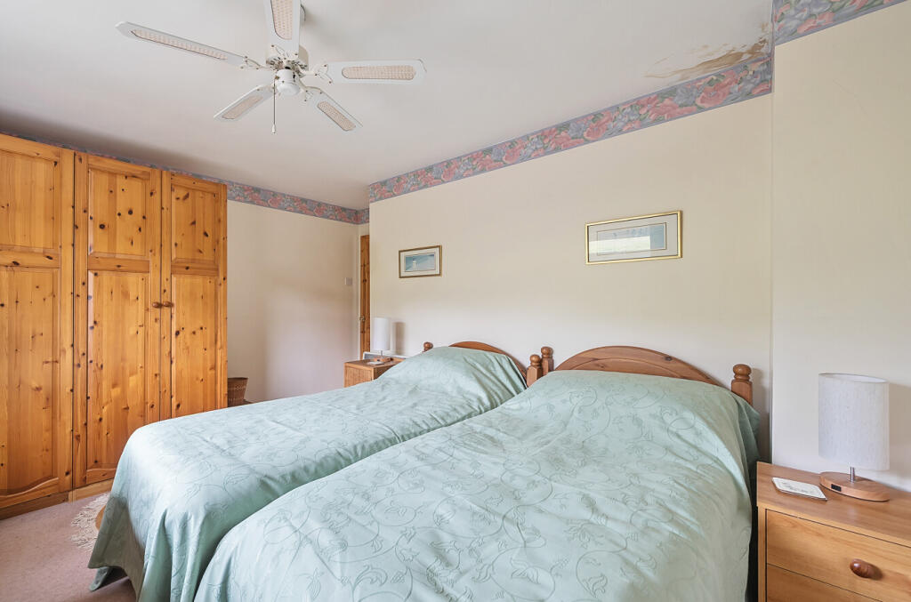 1301327-18-684add...