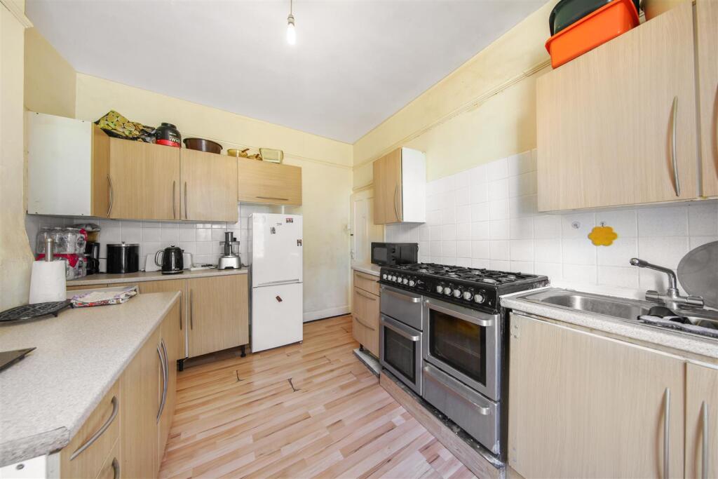 76 Sandringham Road - 2LibYZsigIiEU8rFMrzZ.jpg