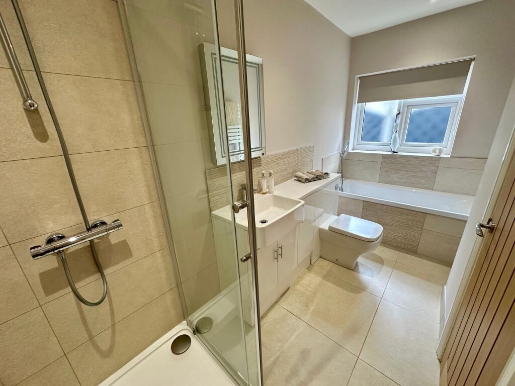 En-suite Bedroom One