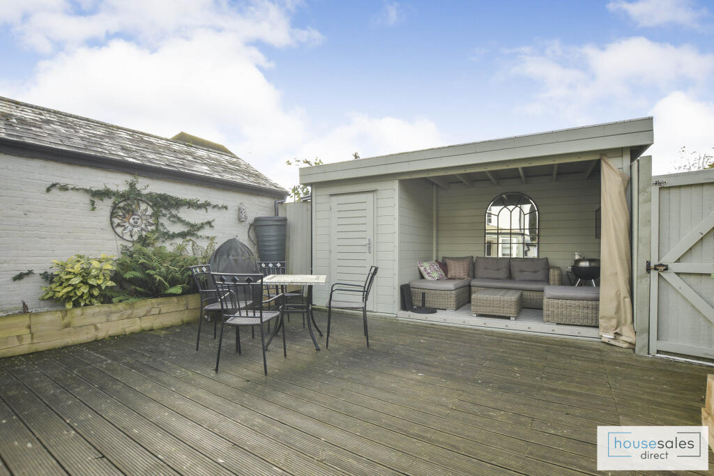 Garden deck
