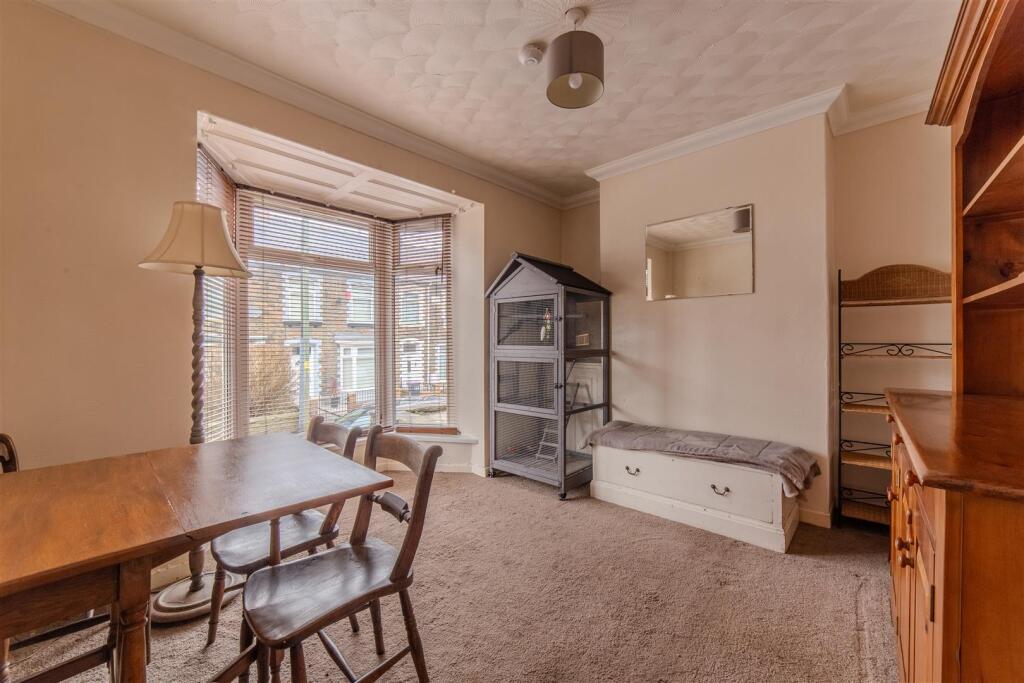 37 Wainfelin Road-9.jpg