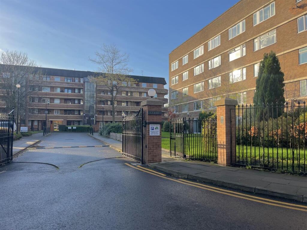 Minster Court, Liverpool