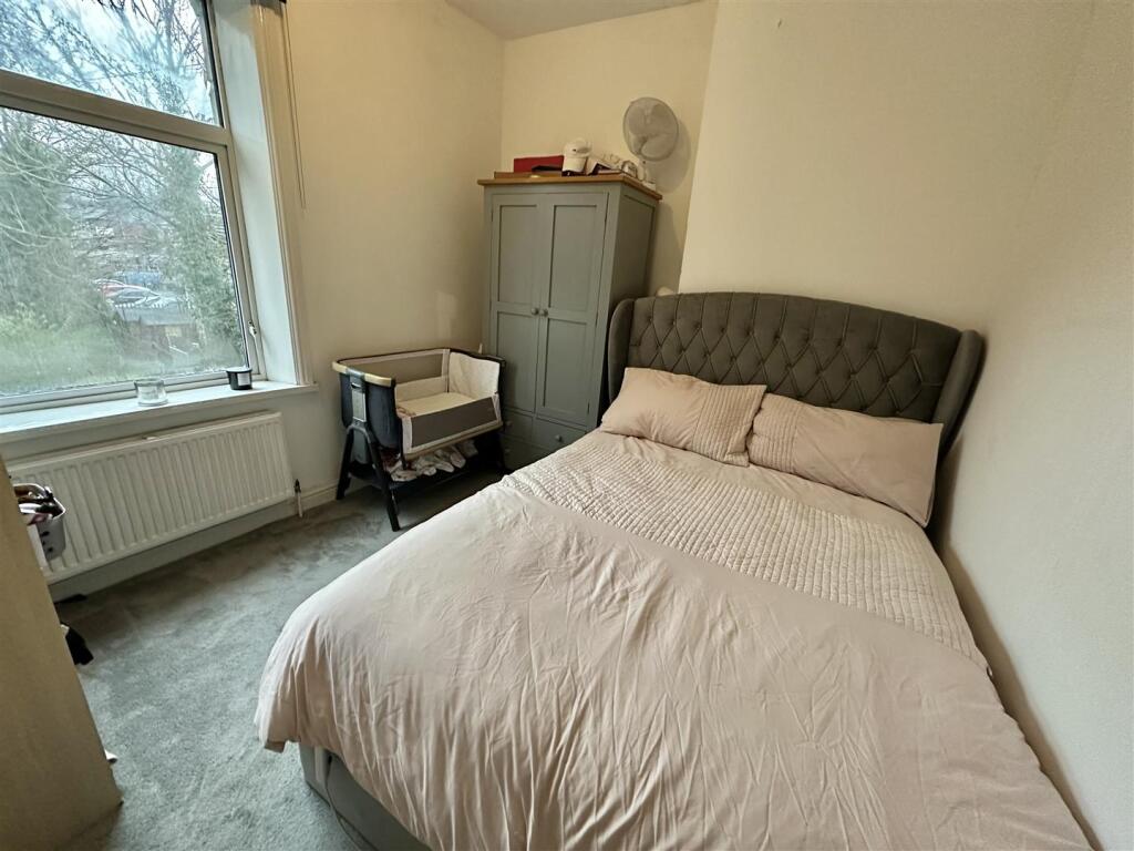 main bedroom.jpg